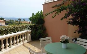 Logement calme proche mer, 4 personnes, St Aygulf