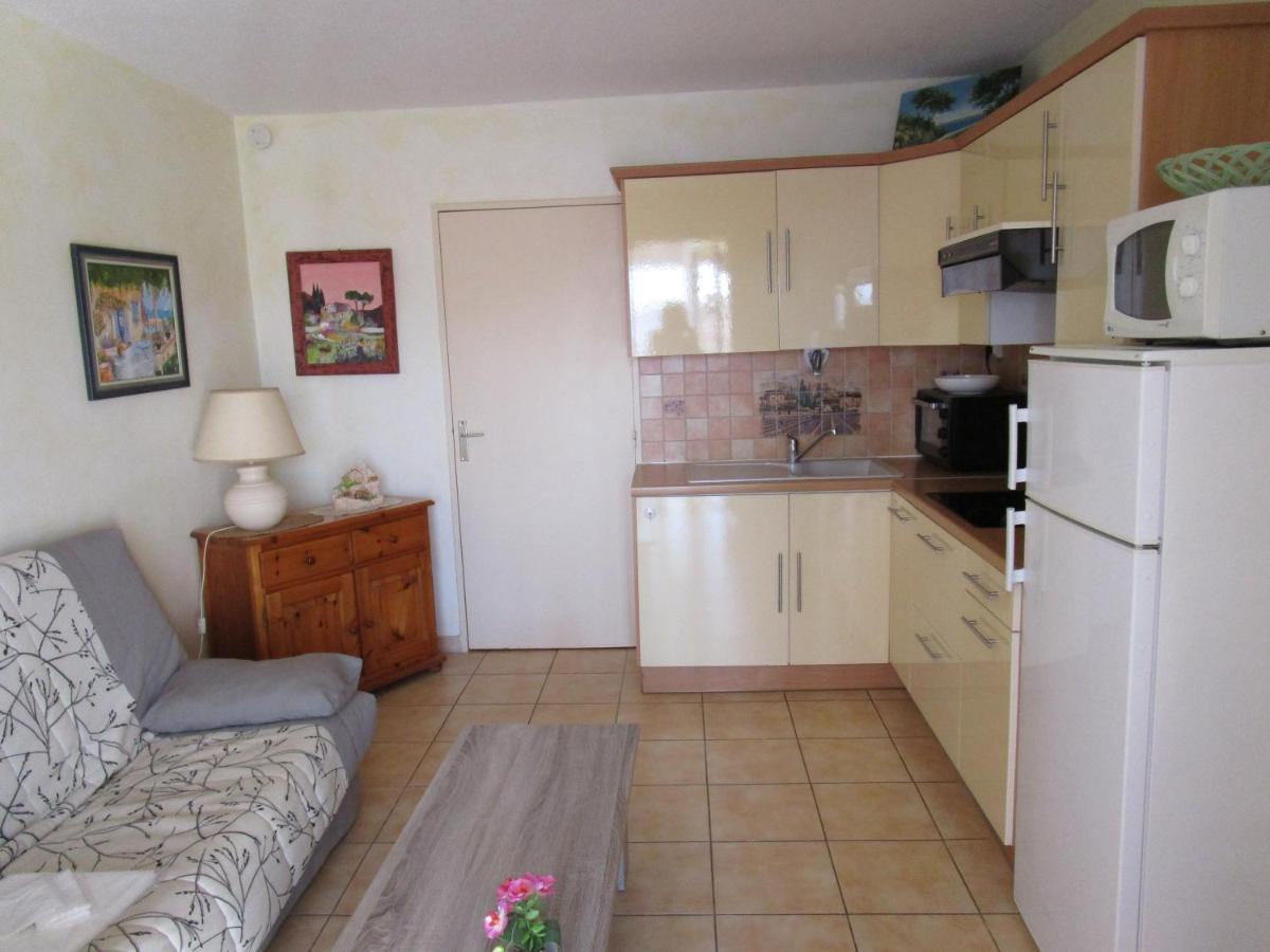 Logement calme proche mer, 4 personnes, St Aygulf Fréjus Extérieur photo