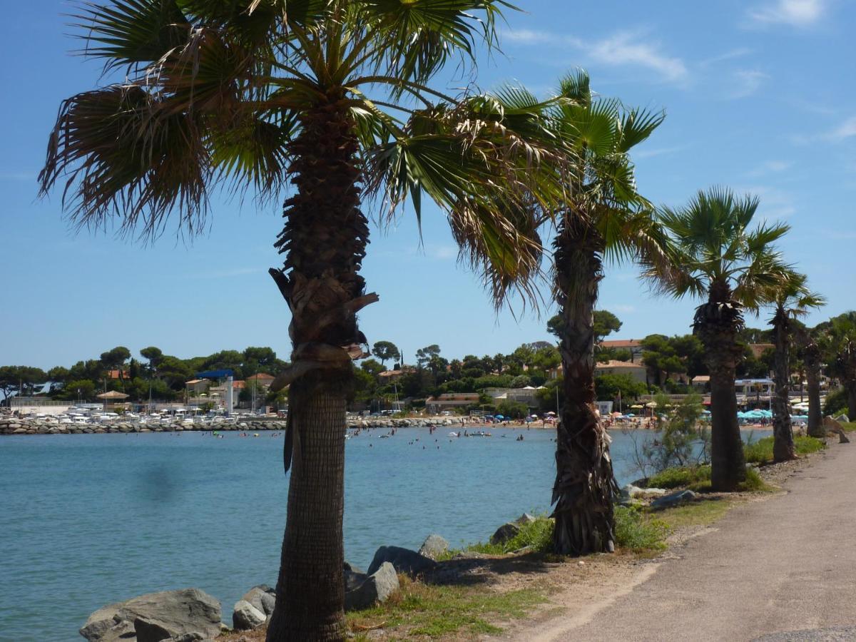 Logement calme proche mer, 4 personnes, St Aygulf Fréjus Extérieur photo